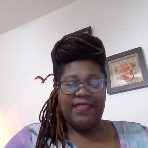 Meet your Posher, Monique